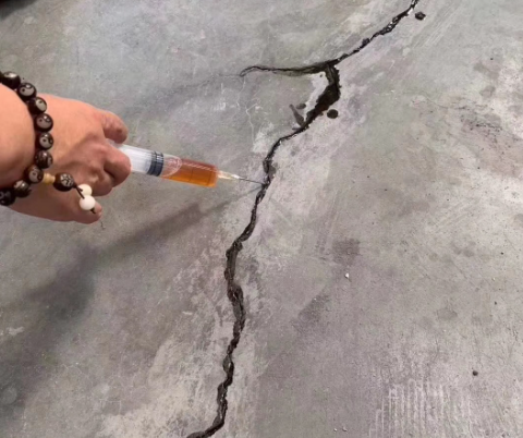 湛河混凝土裂缝修补技术详解​